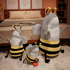 三只熊玩具礼品 鲨bee抱枕